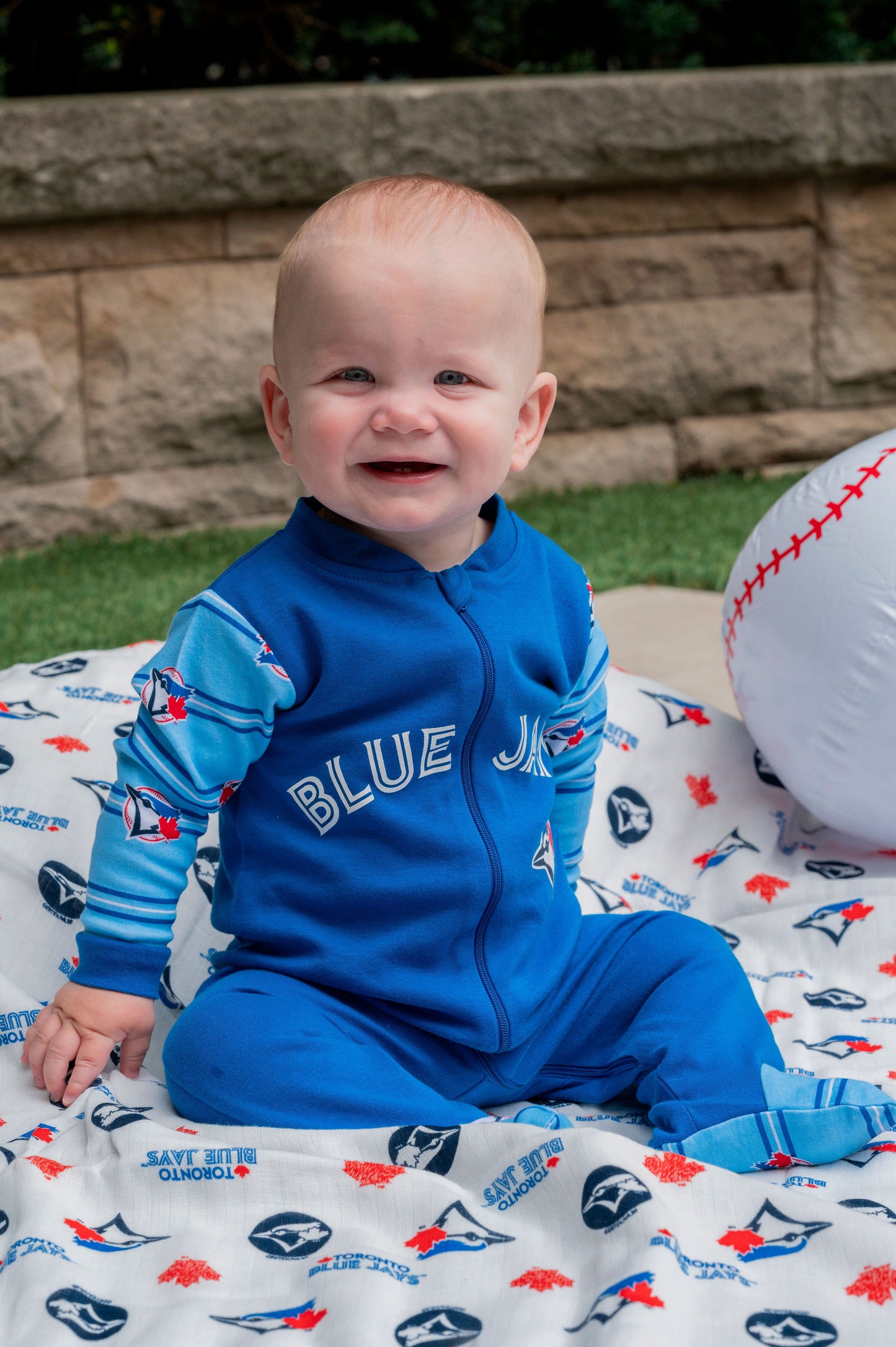 MLB Toronto Blue Jays Baby 5-Piece Layette Set