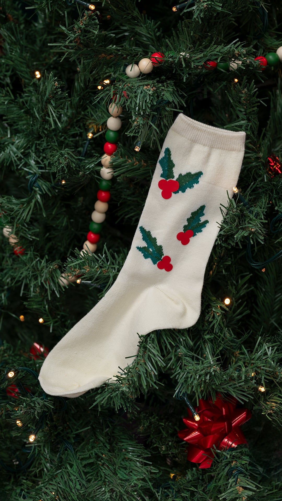 Holiday Ladies Crew Socks With 3D Embellishment